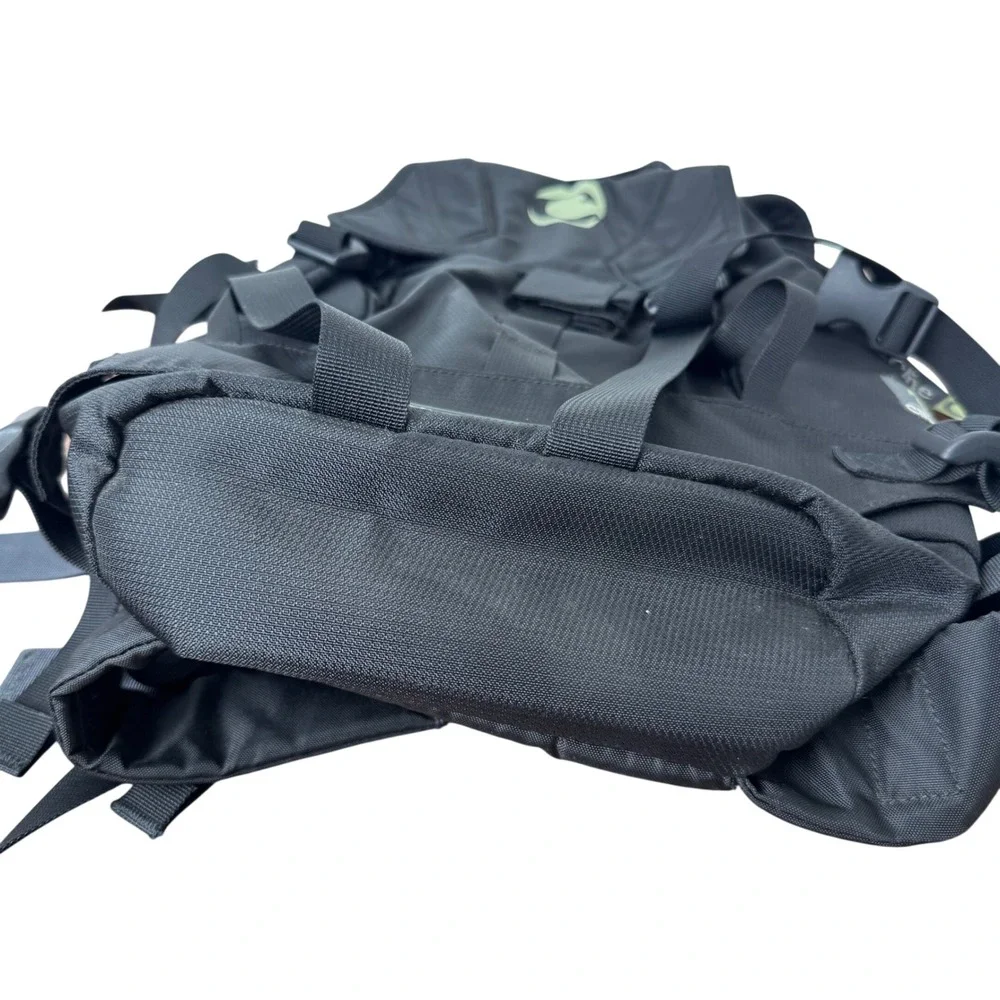 Clive Slim Pack Backpack Black Vintage REI Technical Daypack Bag 703-435-0012